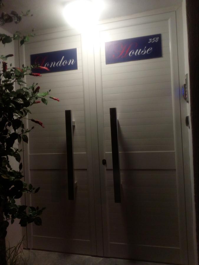 אפרטהוטל ביזרטה London House מראה חיצוני תמונה