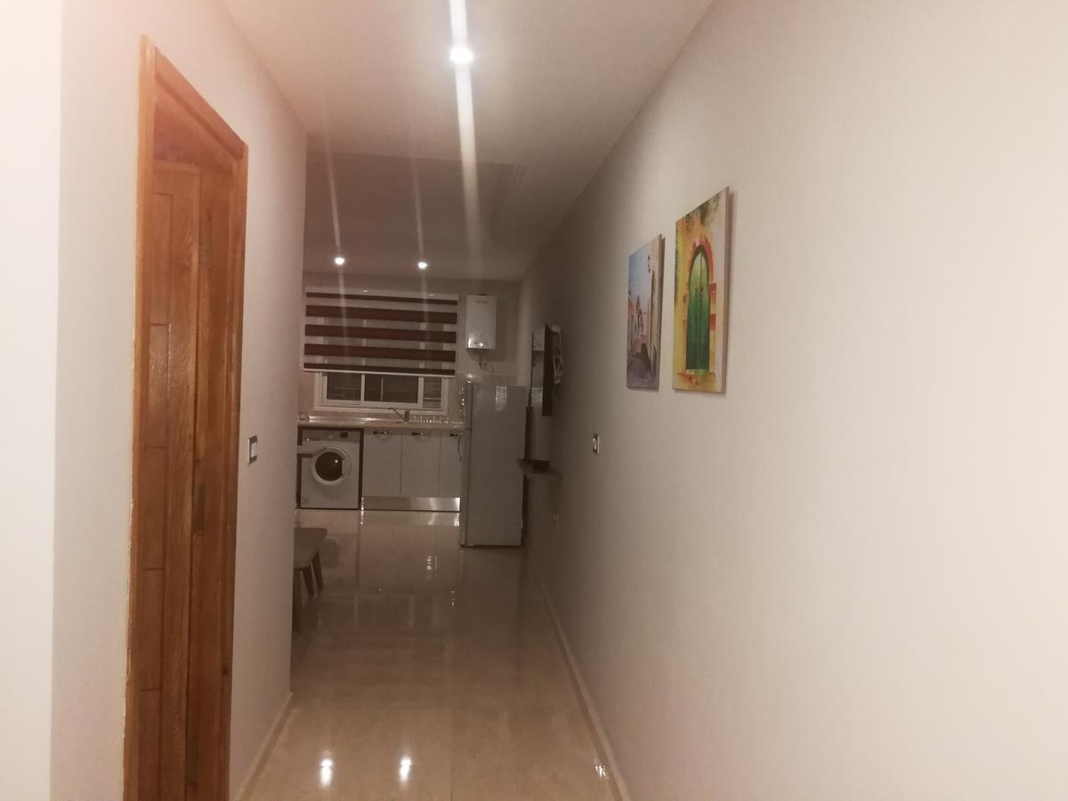 אפרטהוטל ביזרטה London House מראה חיצוני תמונה