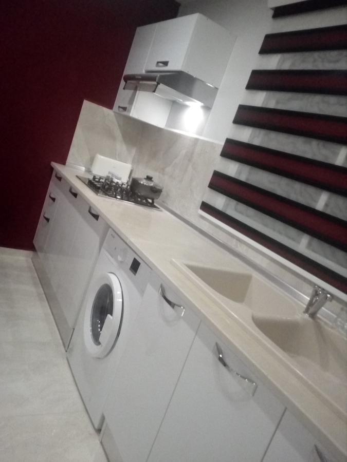 אפרטהוטל ביזרטה London House מראה חיצוני תמונה