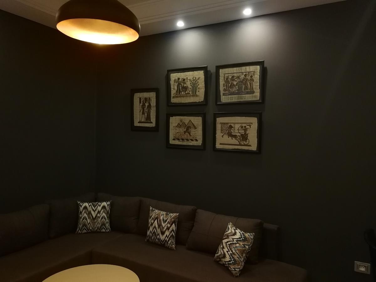 אפרטהוטל ביזרטה London House מראה חיצוני תמונה